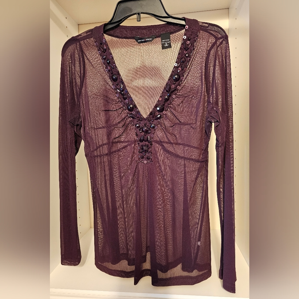 New York and Company marron sheer top Medium